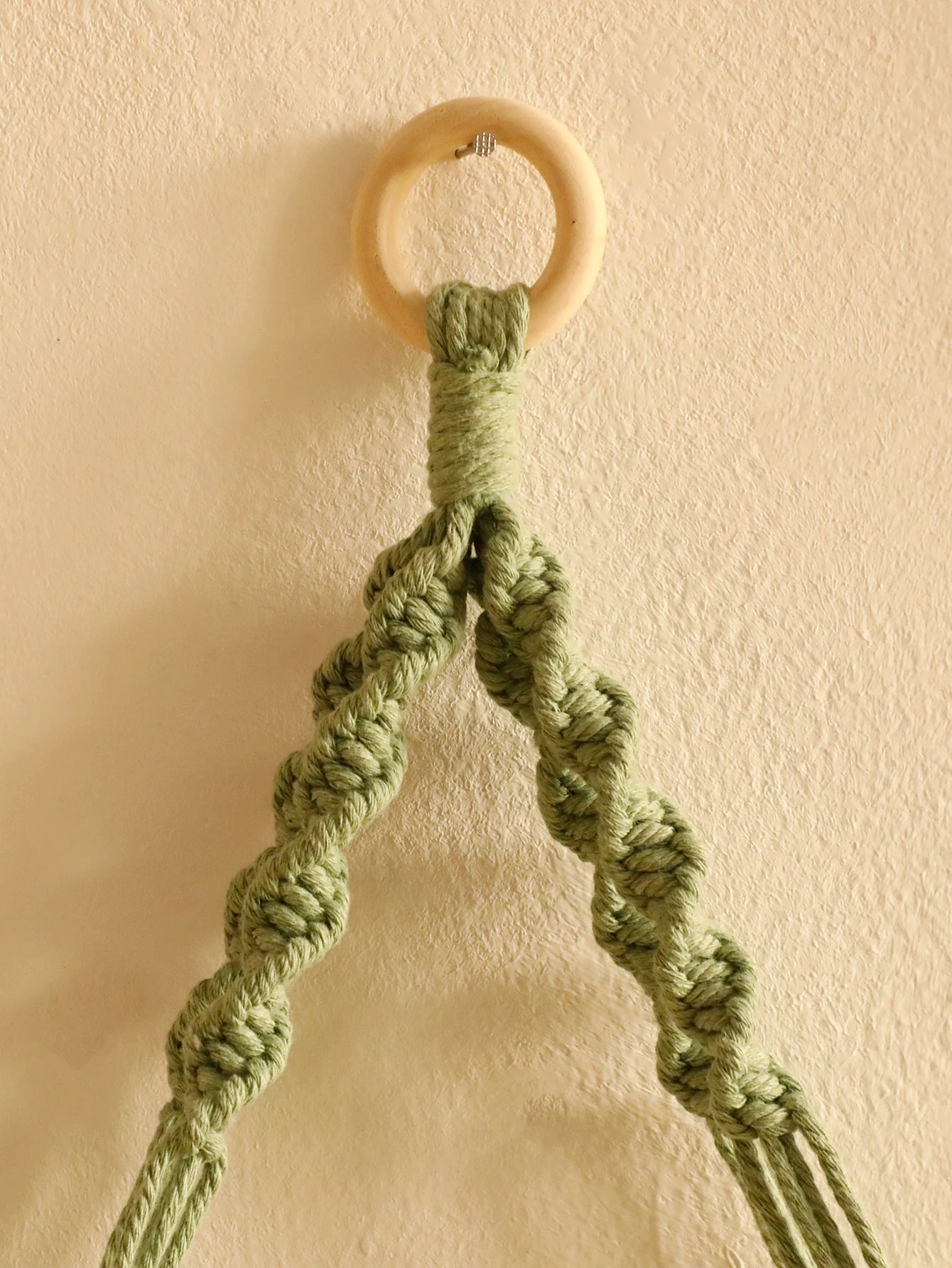 Leaf Macrame Floating Wall Hanging