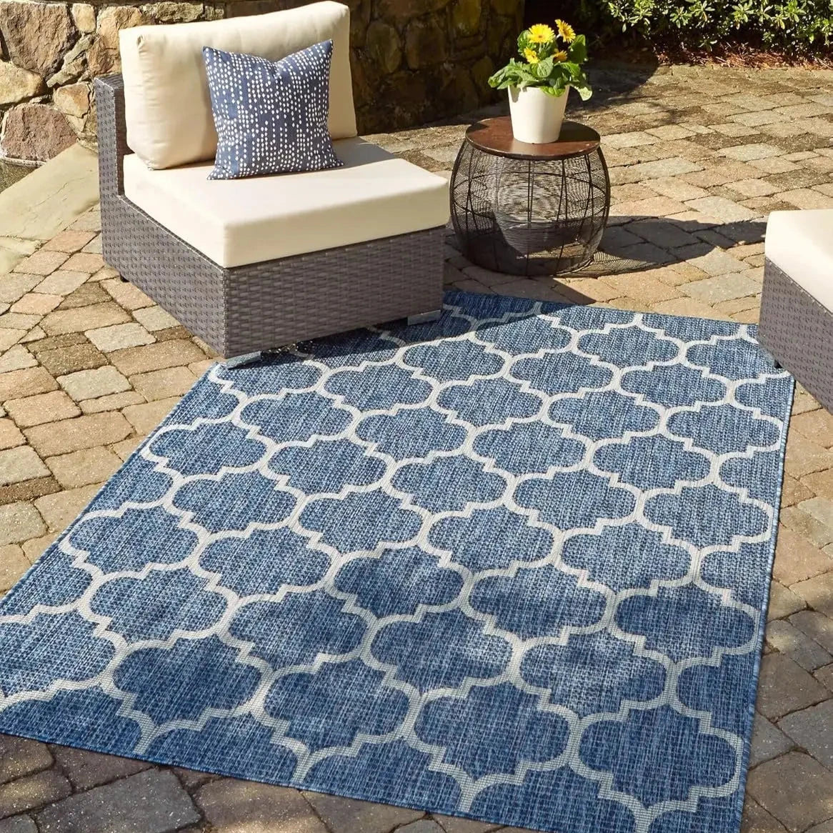 Bianca Modern Woven Rug Outdoor